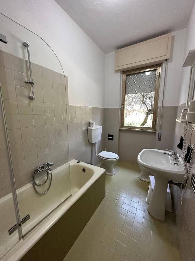 Hotel La Pineta Carrara Luaran gambar