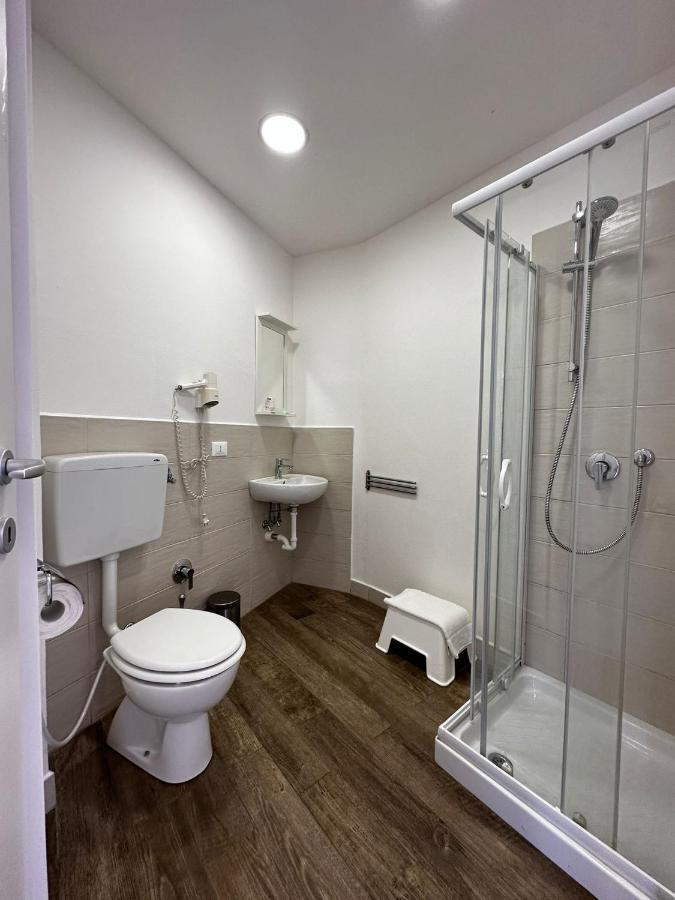 Hotel La Pineta Carrara Luaran gambar
