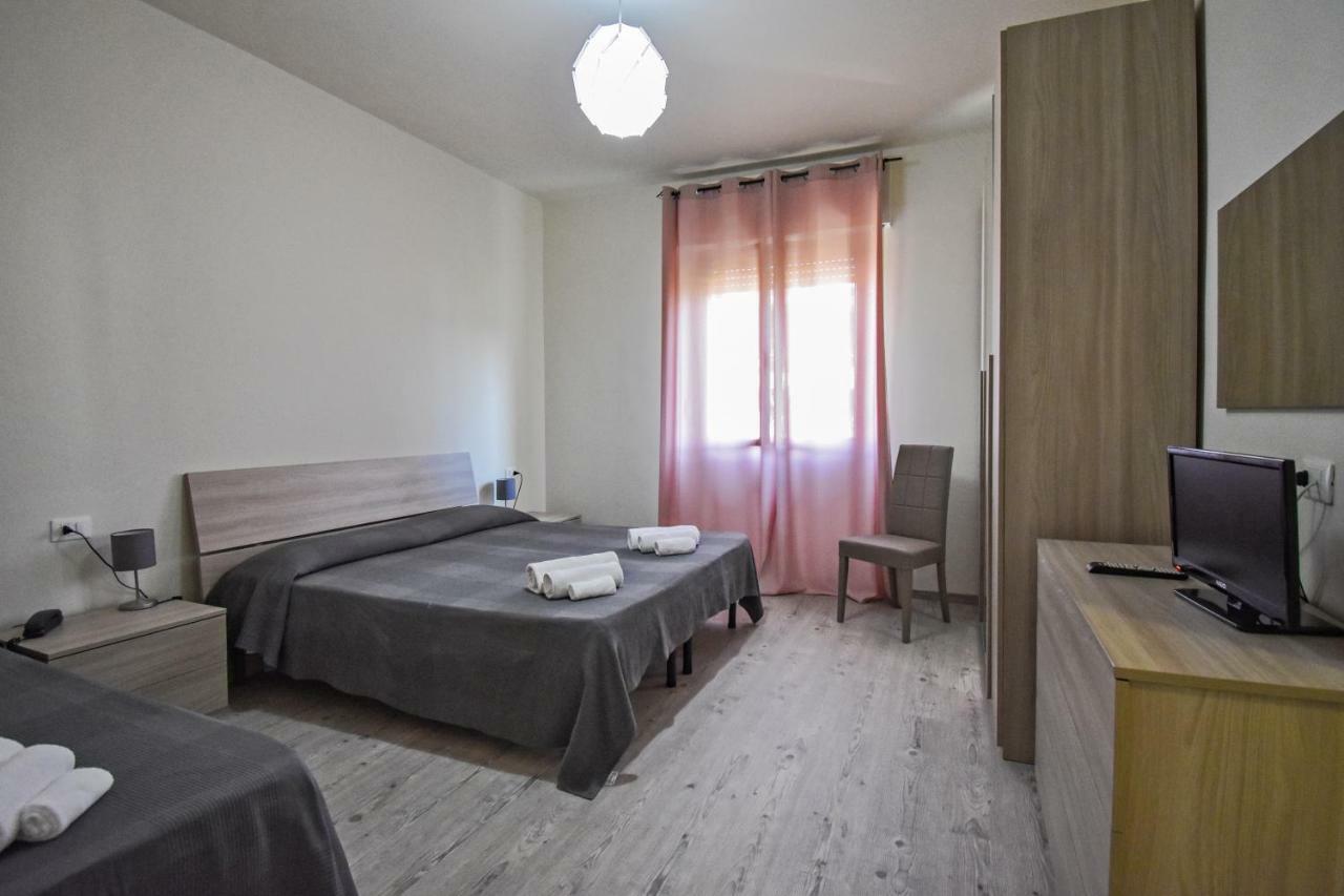 Hotel La Pineta Carrara Luaran gambar