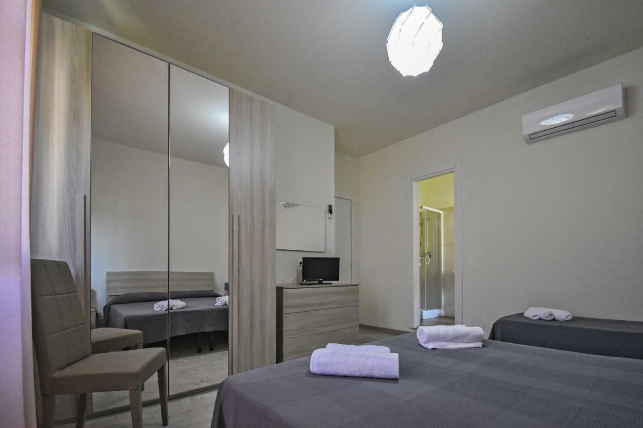 Hotel La Pineta Carrara Luaran gambar